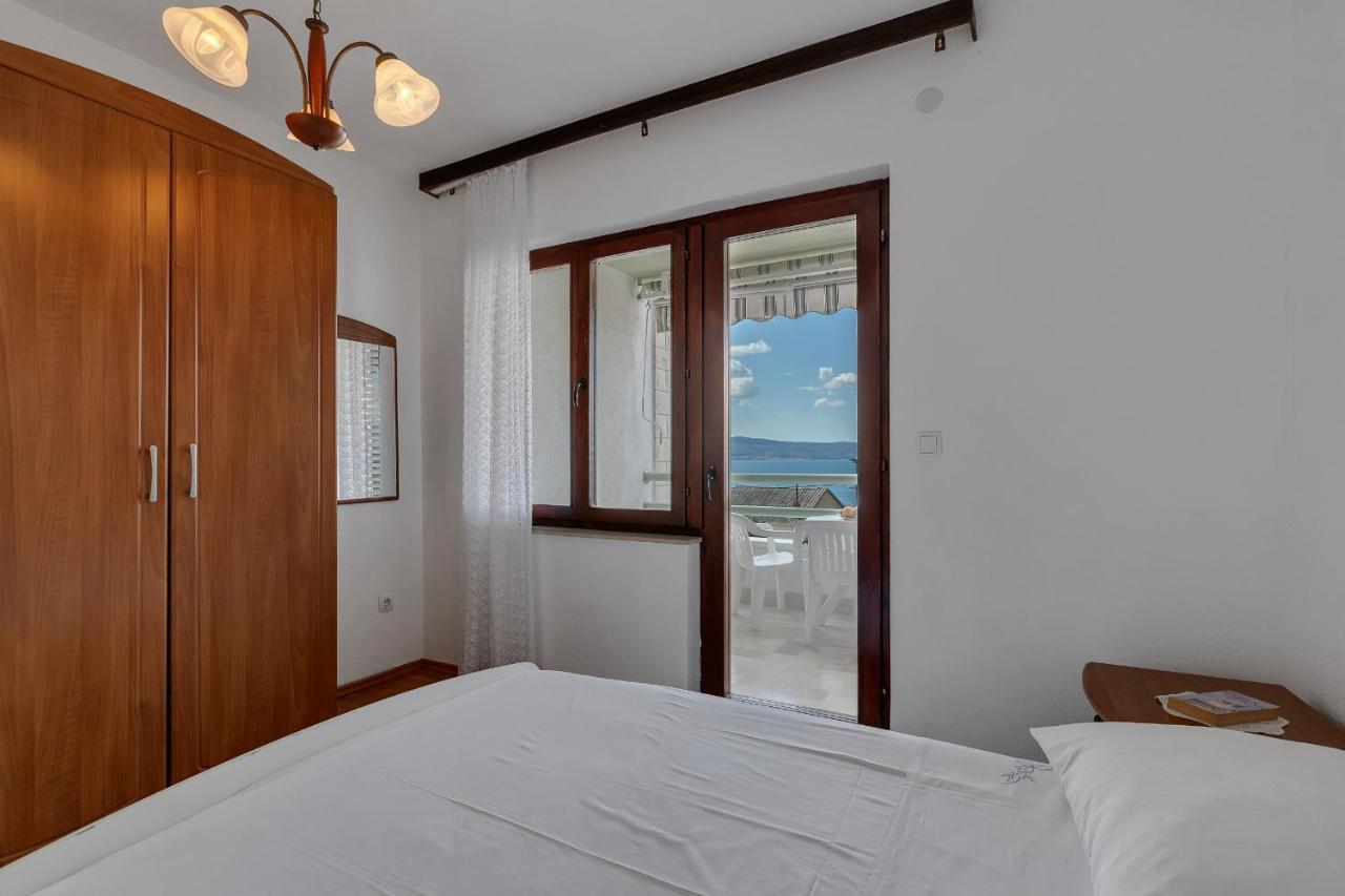 Apartments Tihomir Musac Omis Exterior photo